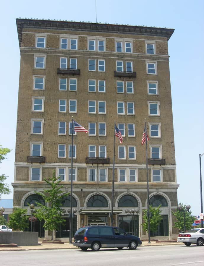 LaSalle Hotel