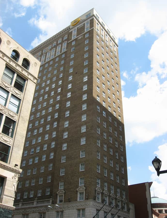 Lennox Hotel