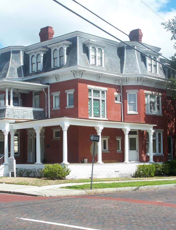 Hutchinson House