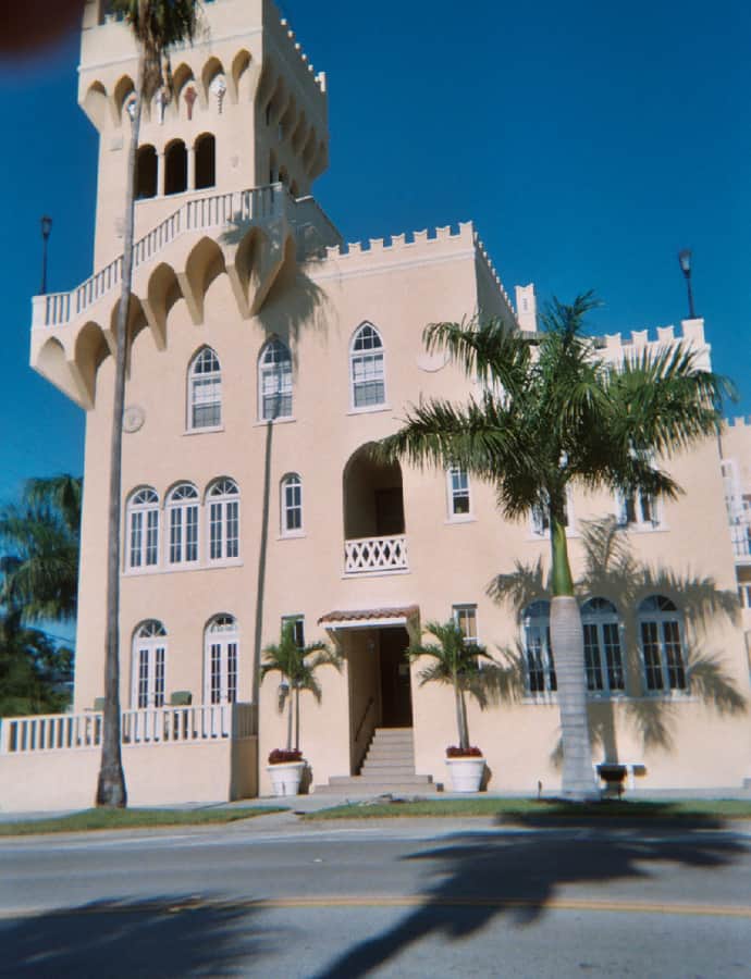 Palace of Florence Apartments