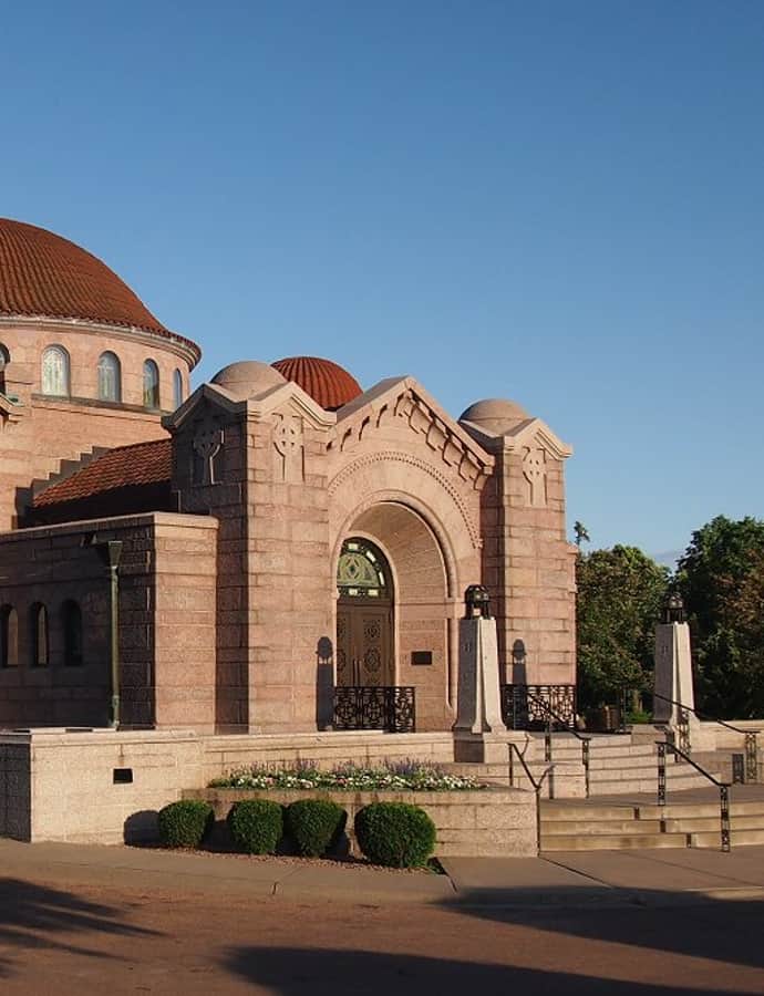 Lakewood Cemetery Memorial Chapel