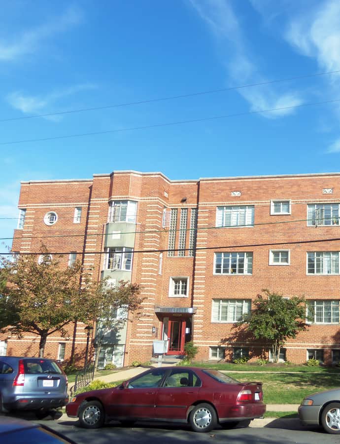Calvert Manor
