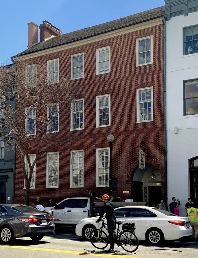City Tavern