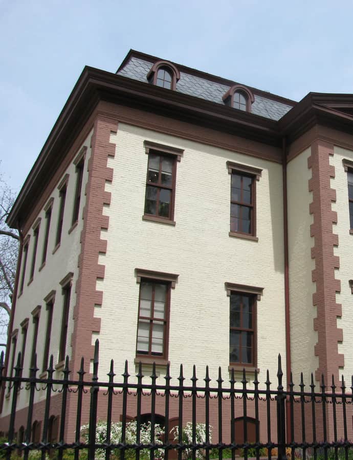 Old Naval Hospital (Temporary Home for Veterans of All Wars)